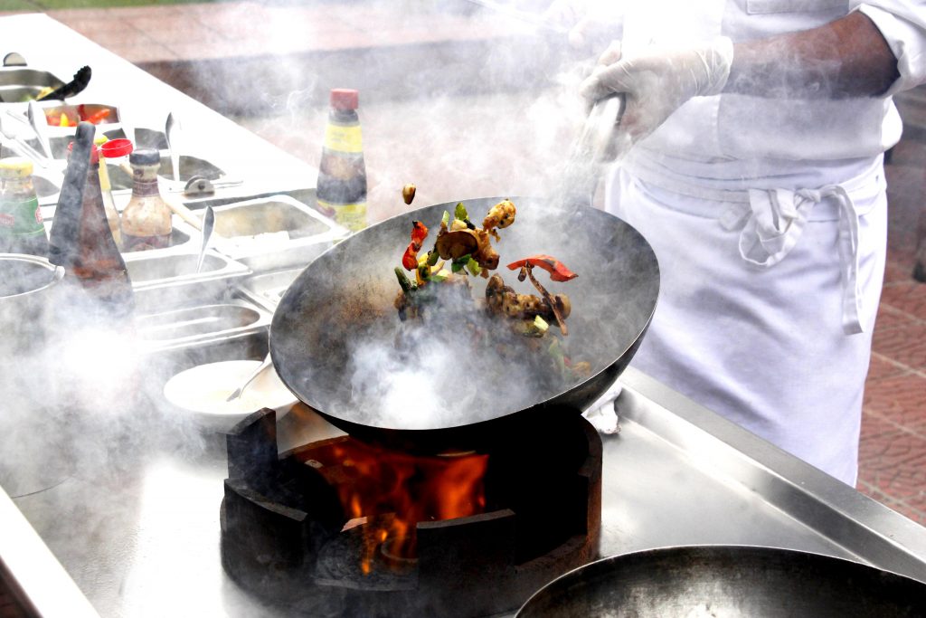 GRILL ON THE SKYLINE